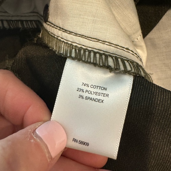 NWT Olive Green High Rise Ankle Skinny Coated Jeans. Size 27 - Picture 6 of 7